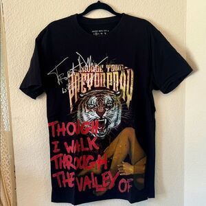 Akoo Black Graphic Tiger T-Shirt ~ Size Medium